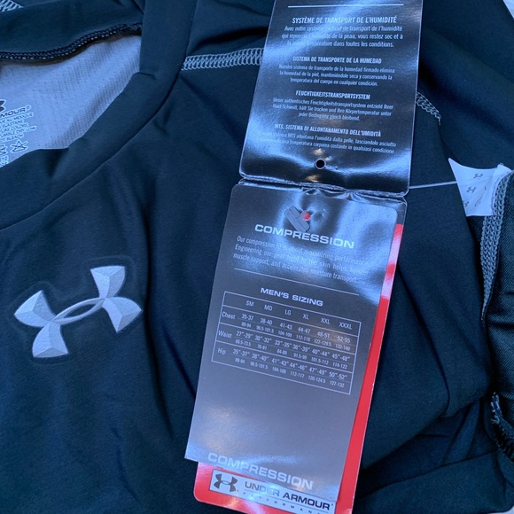 BNWT Under Armour METAL black compression/fitted Heatgear™️ short sleeve t-shirt - Picture 8 of 10